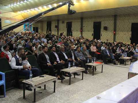 جنگ شادی خانوادگی اتحادیه کابینت سازان شیراز سال 1398 به همراه دعوت از کودکان بی سرپرست موسسه خیریه عطر یاس نبوی با حمایت مالی کالای چوب بازیاری 